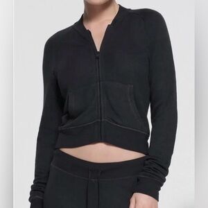 Like New Women’s Sz XS SKIMS Ash Light French Terry Shrunken Zip Up